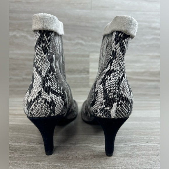 NEW! 42 Gold Ojai Suede Cuff Snakeskin Bootie Heels Womens Size 6 - Picture 3 of 10